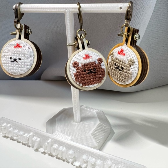 Handcrafted Santa Bear Charm - Picture 5 of 9